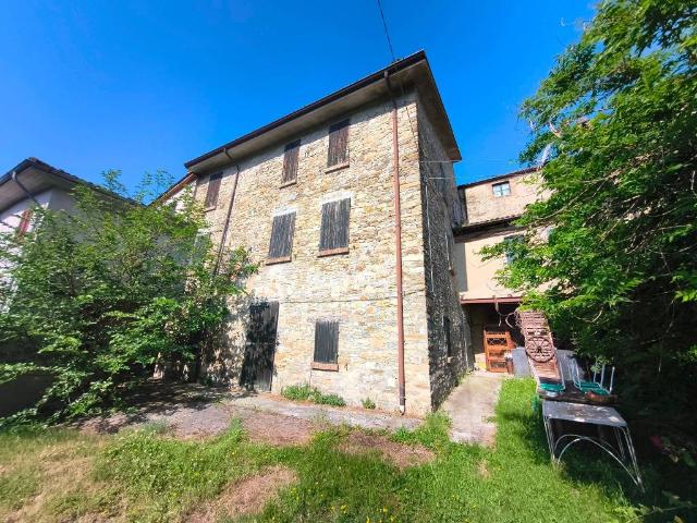 Rustico in vendita a Gropparello, Reggio Emilia