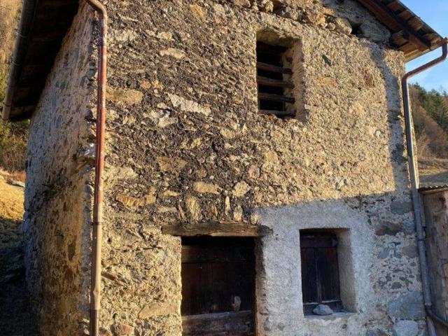 Rustico in vendita a Grosio, Lombardia