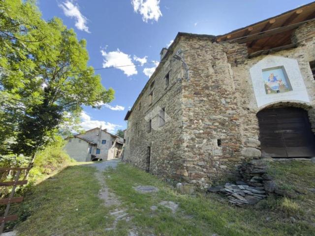 Rustico in vendita a Grosotto, Lombardia