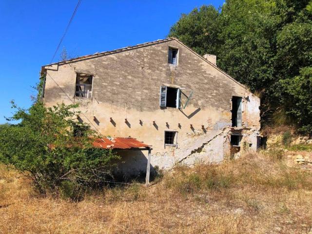 Rustico in vendita a Ponterotto, Grottammare