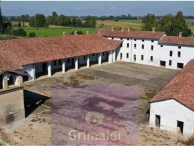 Rustico in vendita a Zanengo, Lombardia