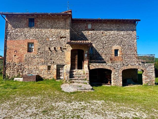 Rustico in vendita a Gualdo Cattaneo, Umbria