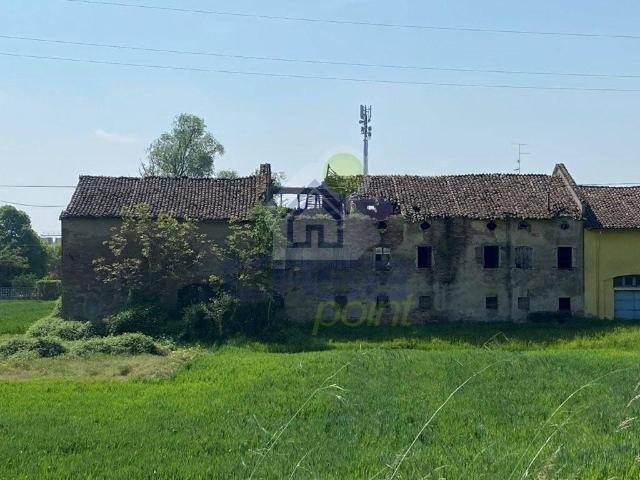 Rustico in vendita a Bassa Reggiana, Re