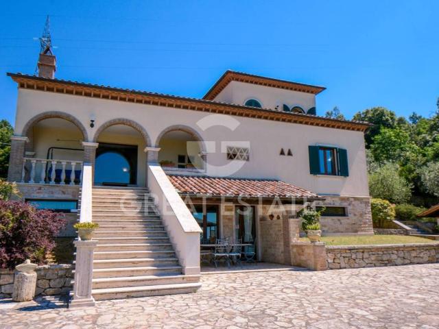 Rustico in vendita a Guardea, Umbria