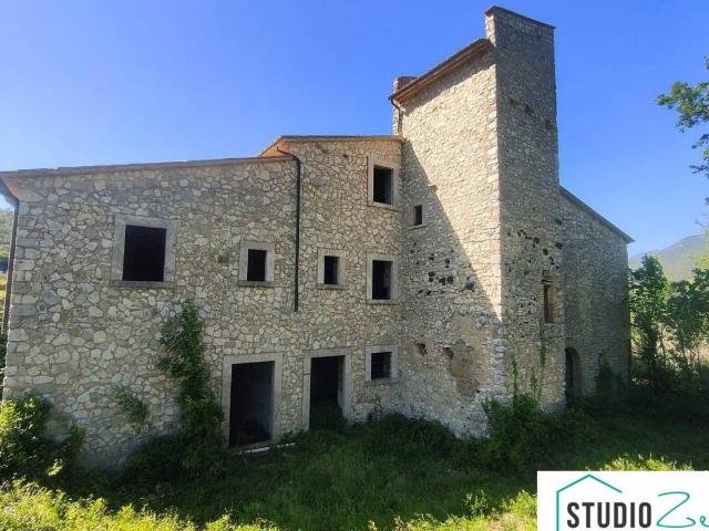 Rustico in vendita a Guardea, Umbria