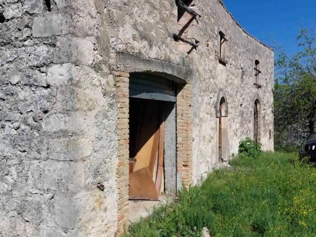 Rustico in vendita a Guardiagrele, Abruzzo
