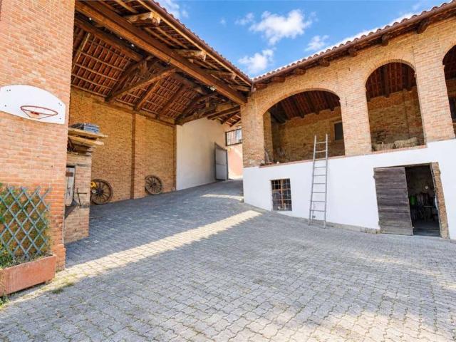 Rustico in vendita a Vaccheria, Guarene