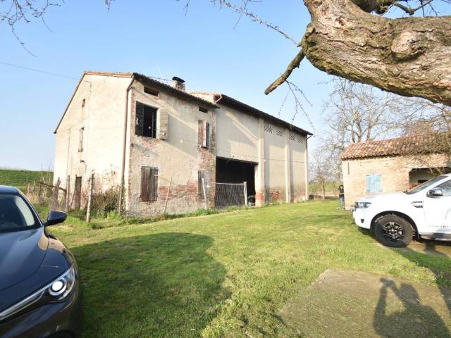 Rustico in vendita a Bassa Reggiana, Re