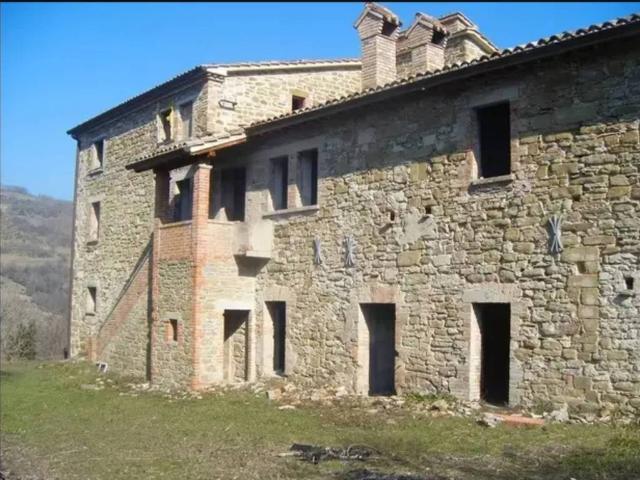 Rustico in vendita a Gubbio, Umbria