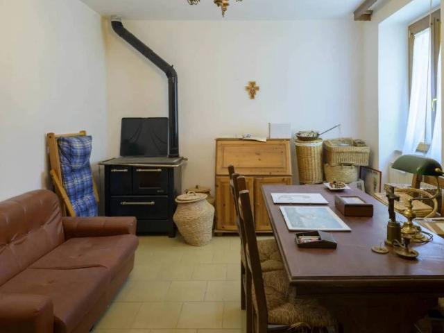 Rustico in vendita a Gubbio, Umbria