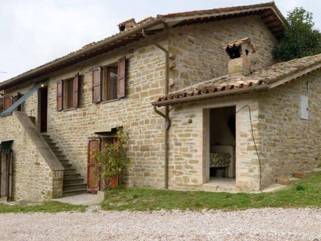 Rustico in vendita a Gubbio, Umbria