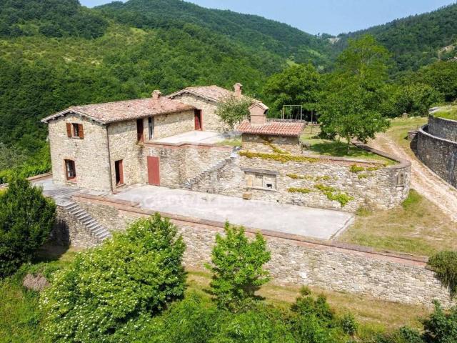 Rustico in vendita a Gubbio, Umbria