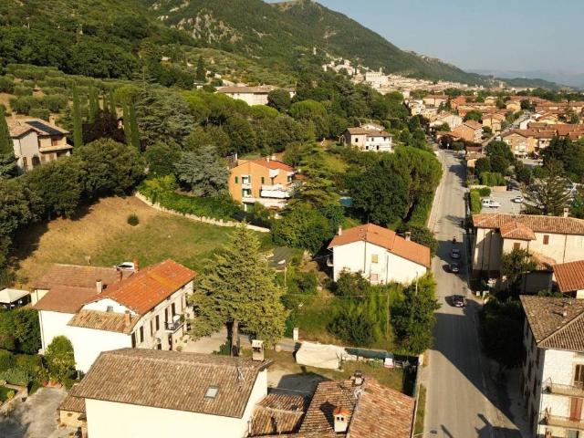 Rustico in vendita a Gubbio, Umbria