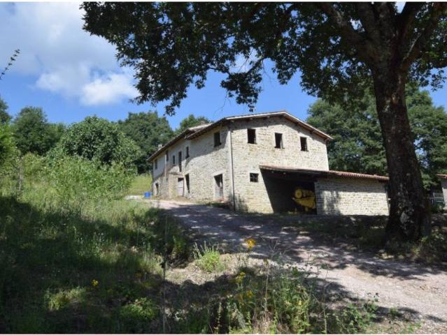 Rustico in vendita a Gubbio, Umbria