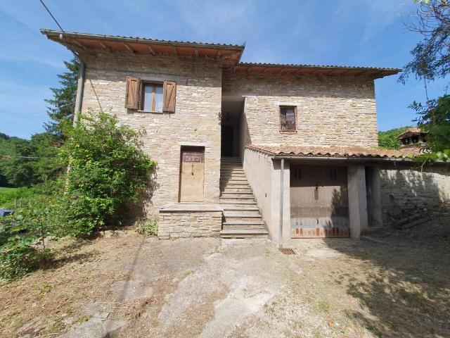 Rustico in vendita a Gubbio, Umbria