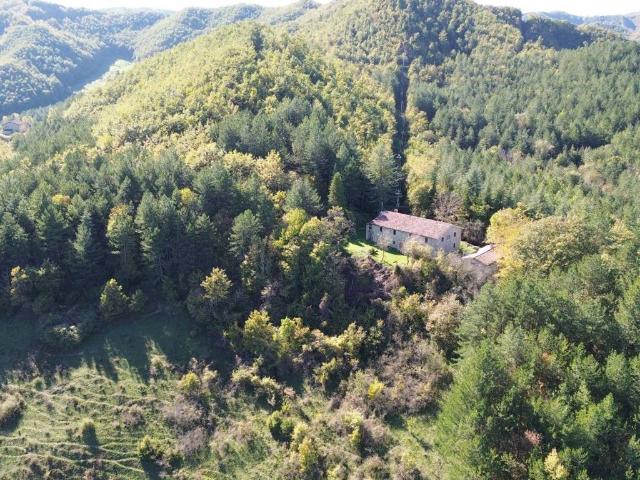 Rustico in vendita a Gubbio, Umbria