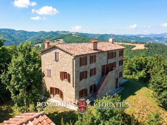 Rustico in vendita a Gubbio, Umbria