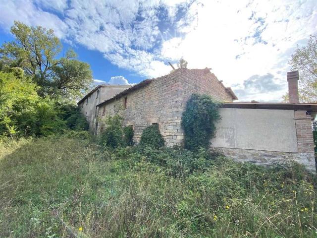 Rustico in vendita a Gubbio, Umbria
