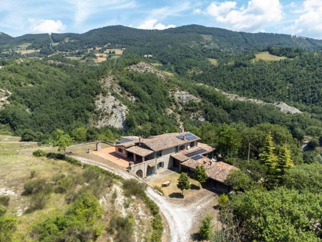 Rustico in vendita a Casale Buscacci, Gubbio