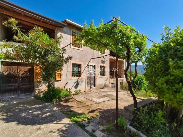 Rustico in vendita a Colognola Ai Colli, Veneto