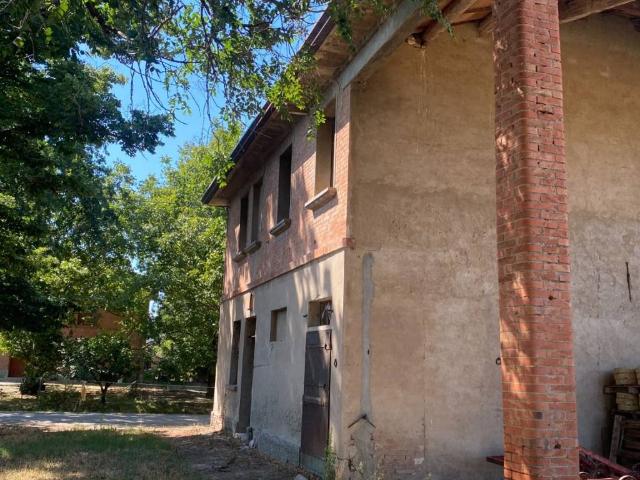 Rustico in vendita a Nuovo Circondario Imolese, Imola