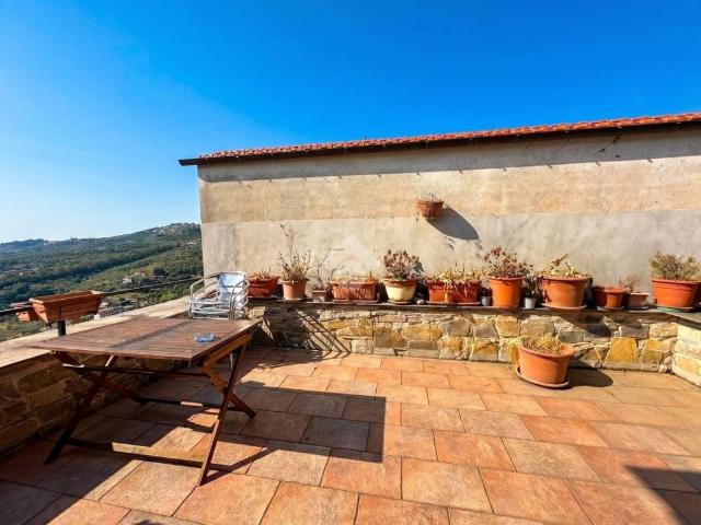 Rustico in vendita a Torrazza, Imperia
