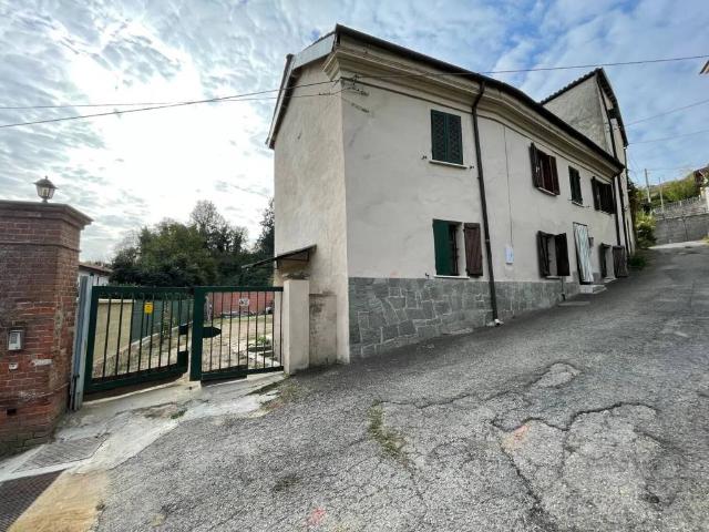 Rustico in vendita a Piemonte, Asti