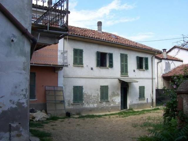Rustico in vendita a Piemonte, Asti