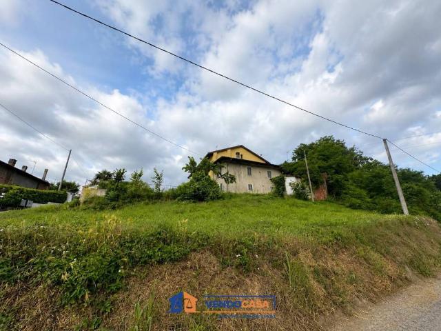 Rustico in vendita a Piemonte, Asti