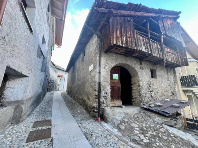 Rustico in vendita a Comunità montana della valle Camonica, Incudine