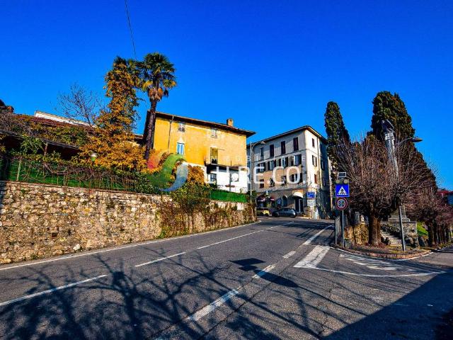 Rustico in vendita a Villa Romanò, Inverigo