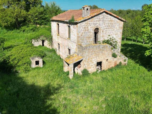 Rustico in vendita a Ischia Di Castro, Lazio