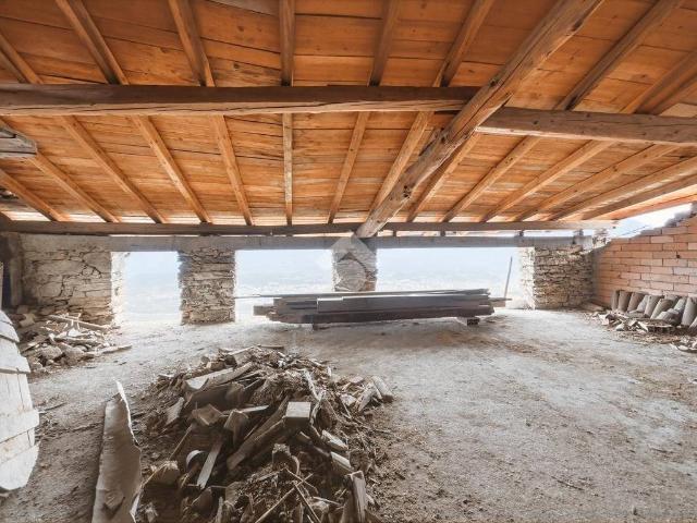 Rustico in vendita a Comunità della Vallagarina, Isera