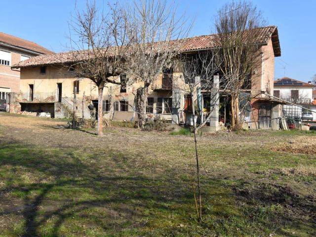 Rustico in vendita a Piemonte, Asti