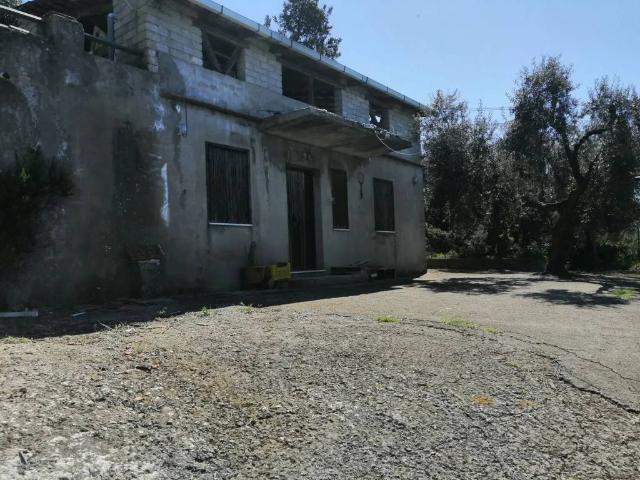 Rustico in vendita a Itri, Lazio