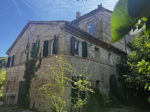Rustico in vendita a Marche, Ancona