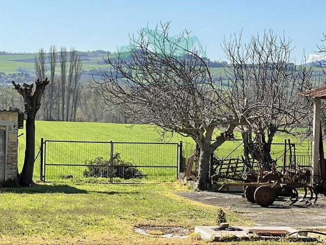Rustico in vendita a Marche, Ancona