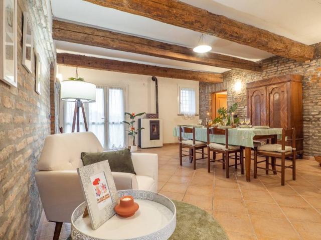 Rustico in vendita a Unione Terre e Fiumi, Jolanda Di Savoia