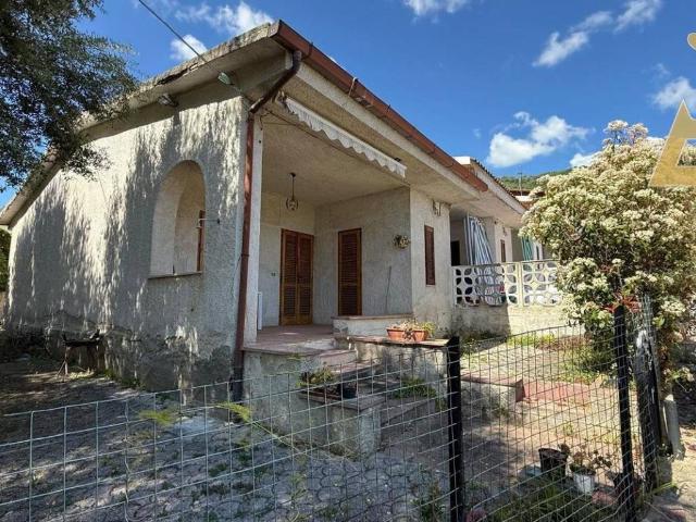 Villa Indipendente in vendita a Calabria, Vibo Valentia