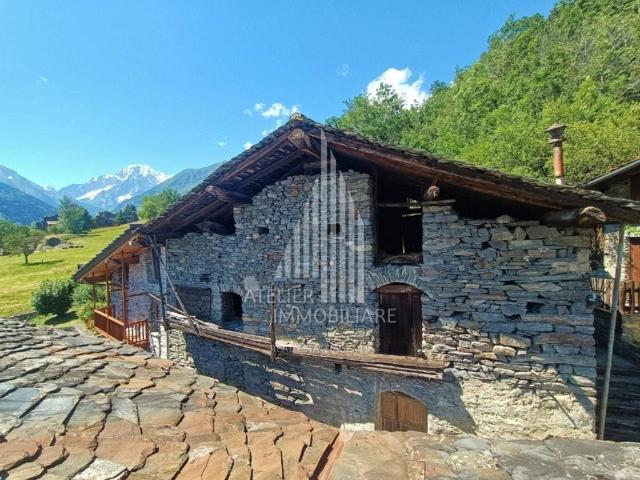 Rustico in vendita a La Salle, Aosta