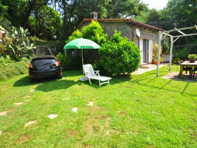 Rustico in vendita a Follo, Liguria