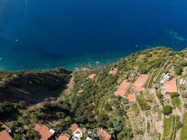 Rustico in vendita a La Spezia, Liguria