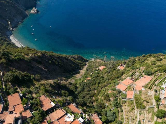 Rustico in vendita a La Spezia, Liguria