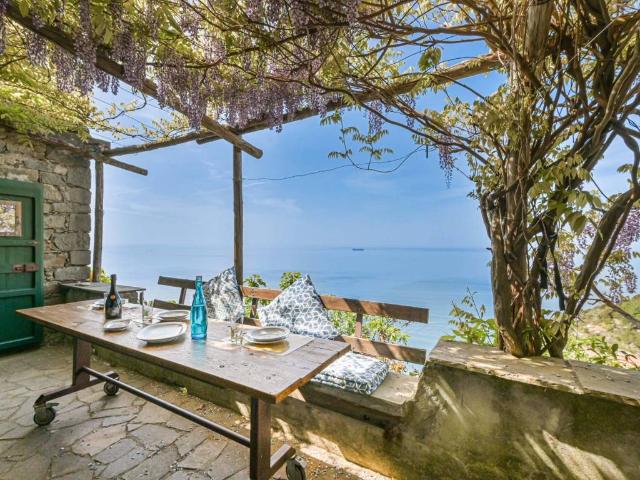 Rustico in vendita a La Spezia, Liguria
