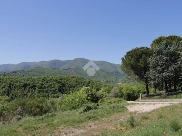 Rustico in vendita a Labro, Lazio