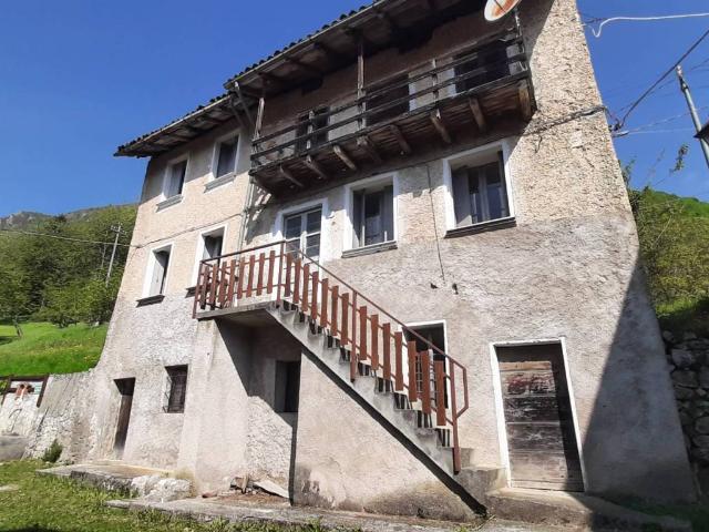 Rustico in vendita a Laghi, Veneto