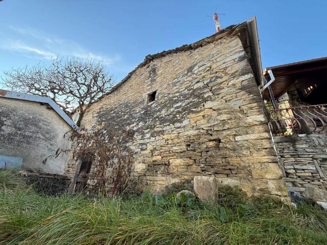 Rustico in vendita a Laglio, Lombardia