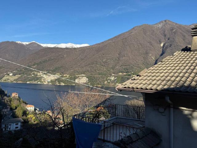 Rustico in vendita a Laglio, Lombardia