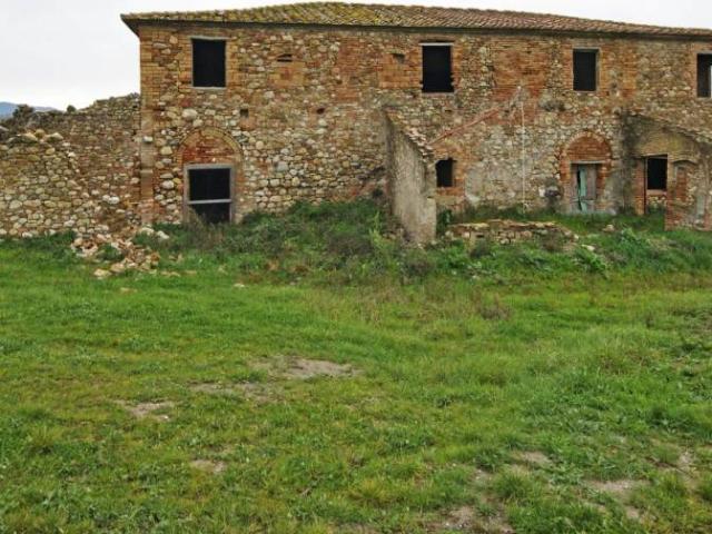 Rustico in vendita a Lajatico, Toscana