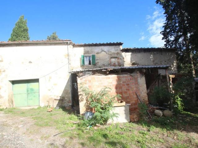 Rustico in vendita a Lajatico, Toscana